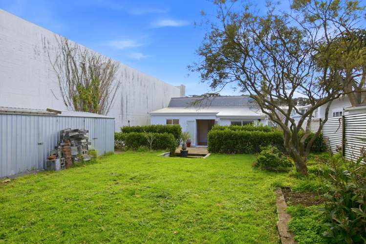 35 Hine Street New Plymouth Central_22