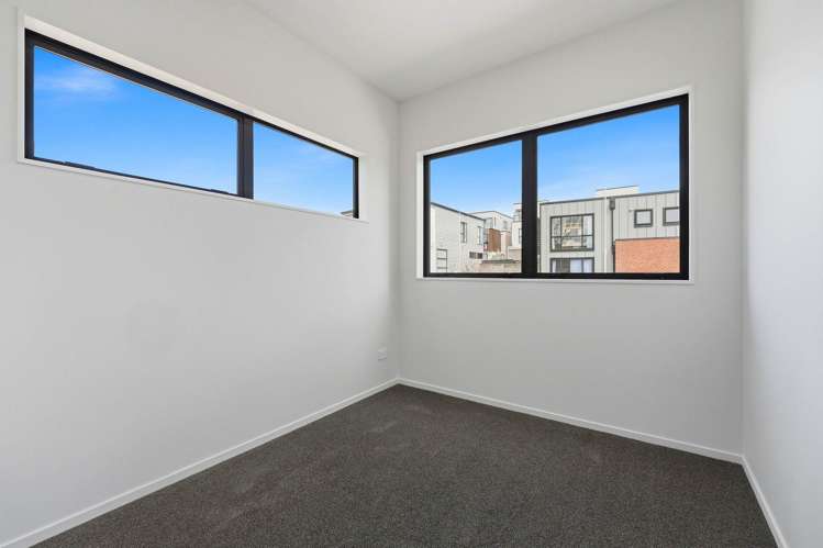 6 Waka Street Albany_24
