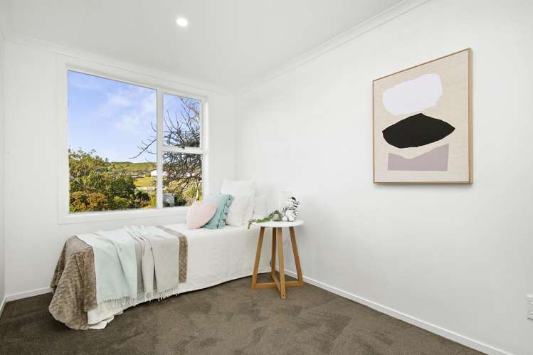 7 Cheshire Street Cannons Creek_14