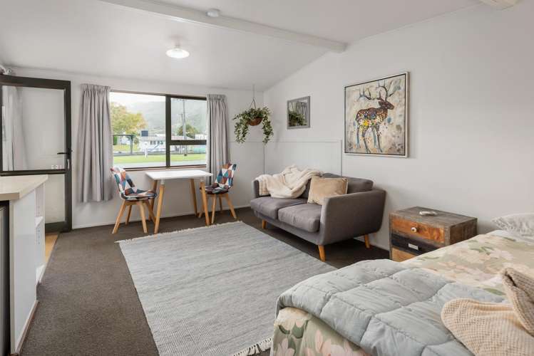 10 Beach Road Picton_10