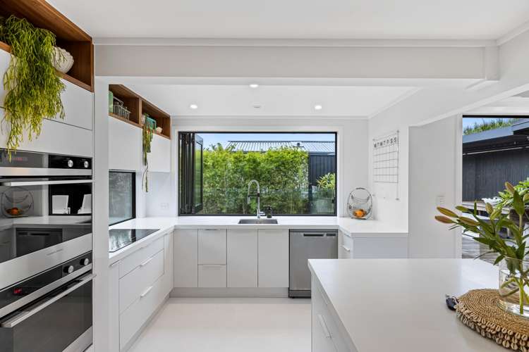 2/9 Tainui Street Torbay_3