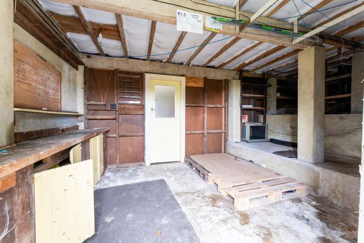 6 Thomson Street Lookout Point_17