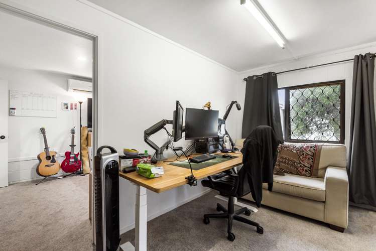 3 Trevone Place Forrest Hill_21