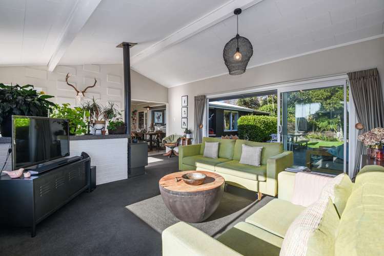 5 Darroch Street Fairy Springs_5