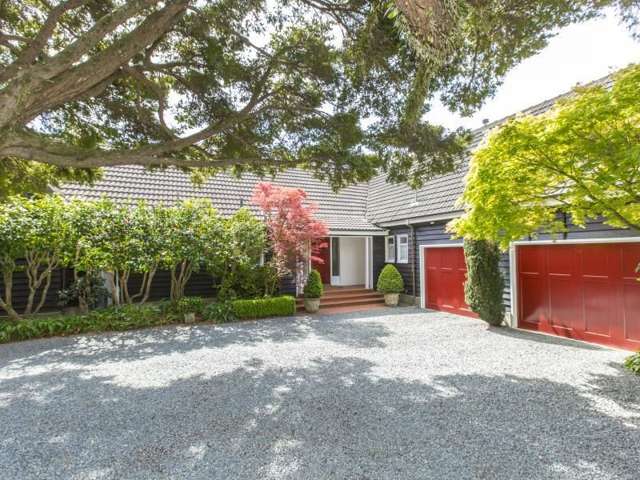 64 Barton Road Heretaunga_3