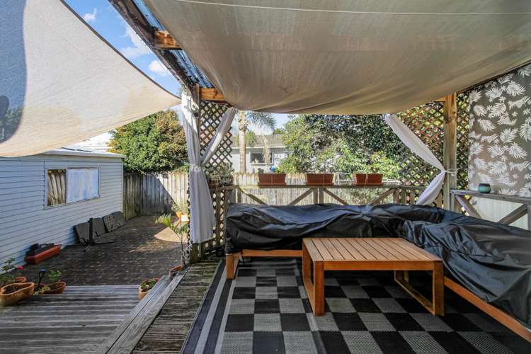 19 Wycherley Drive Bucklands Beach_19