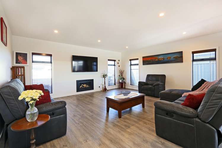 20 Aspiring Drive Poraiti_5