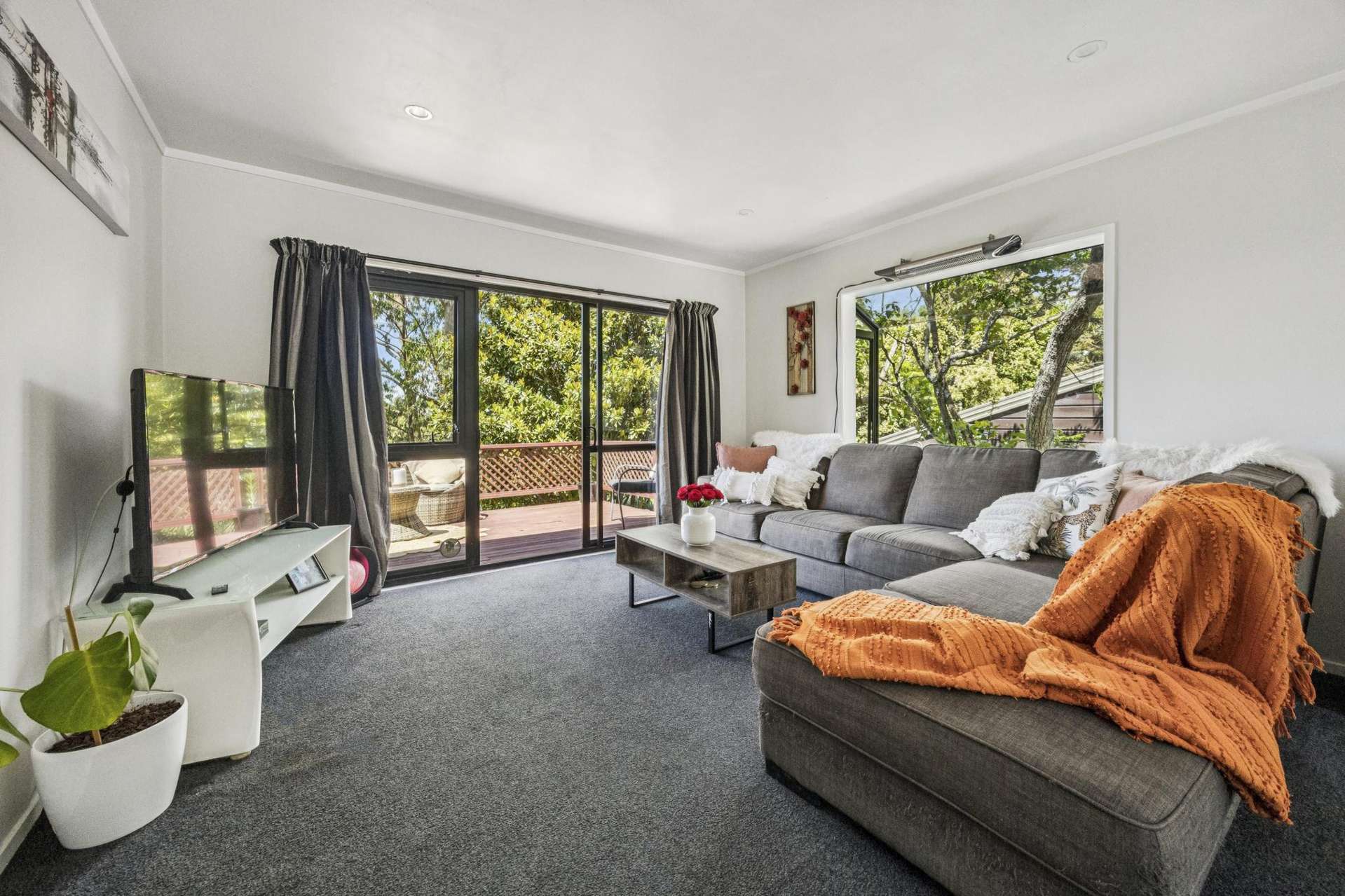 2/149 Glengarry Road Glen Eden_0