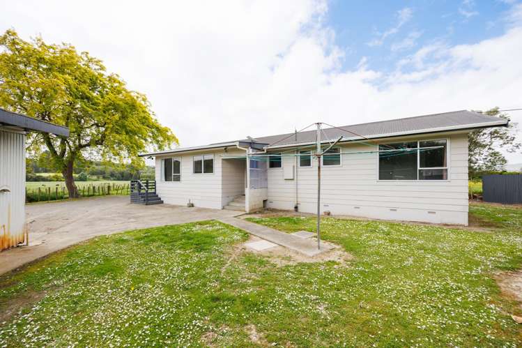 823 Napier Road Whakarongo_19