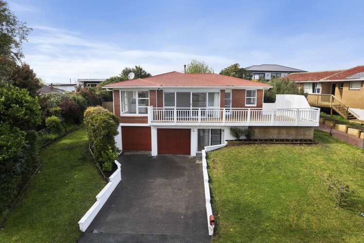 3 Te Anau Place Pakuranga Heights_0