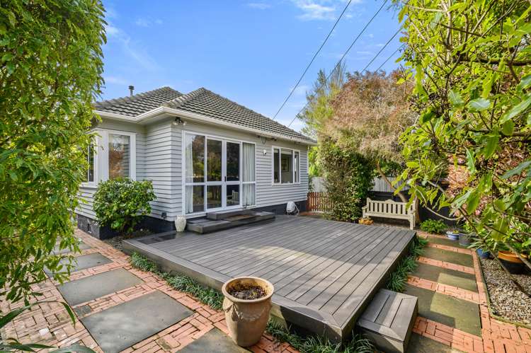 6 Wilding Street Saint Martins_18