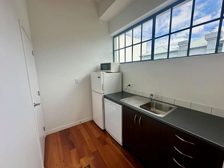 Suite A2/7 Windsor Street Parnell_5