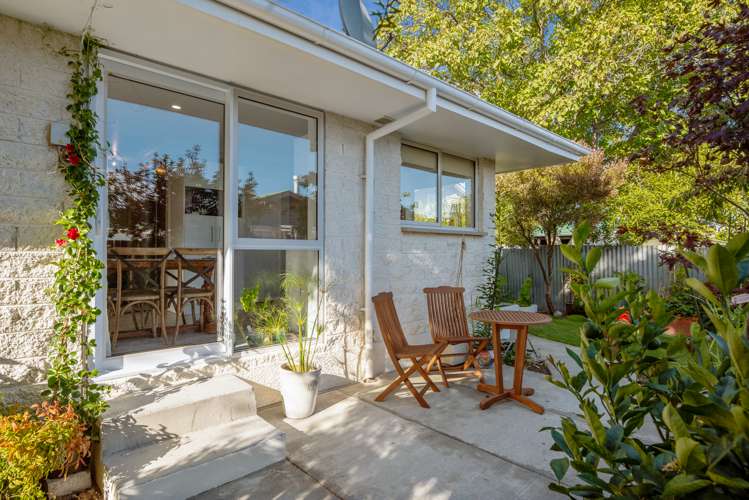 16a Brian Bary Street Redwoodtown_10