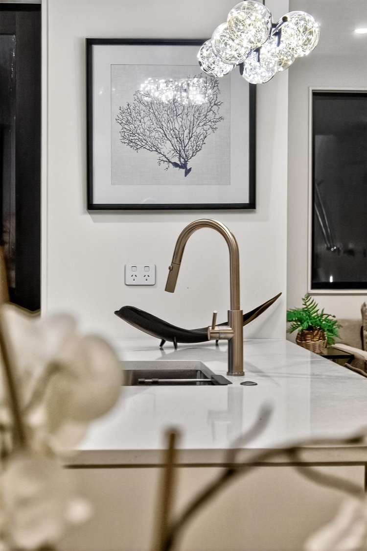 121D Vodanovich Road Te Atatu South_23