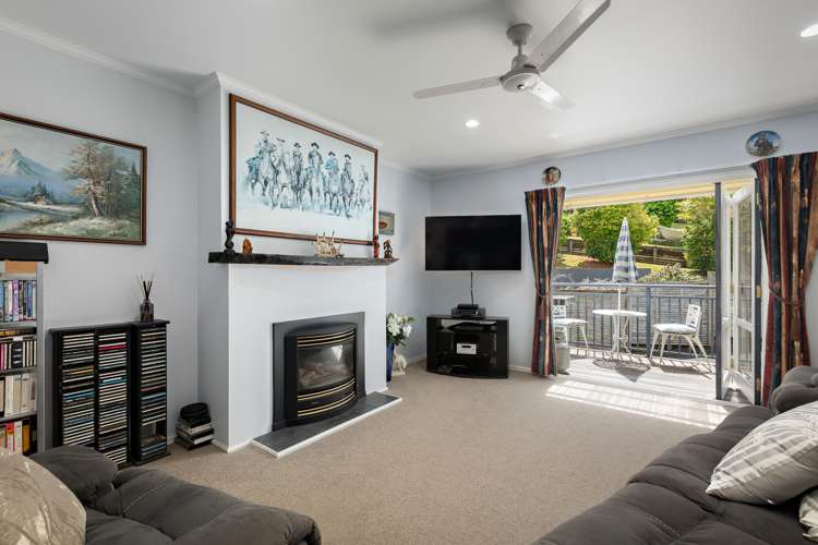 607b Augustus North Street Thames_1