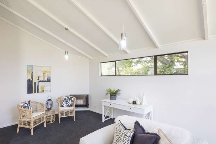 3 Escort Grove Awapuni_15