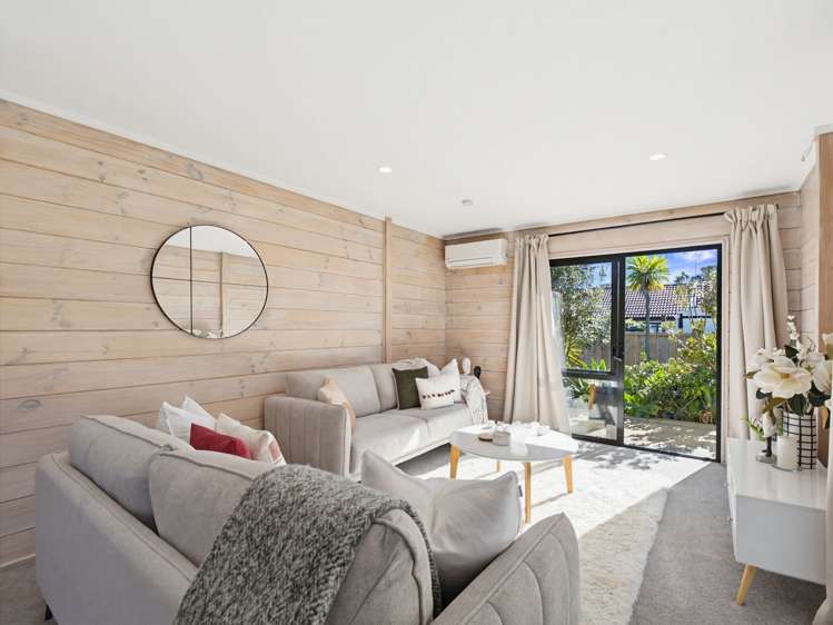 2/434 HBC Highway Orewa_3