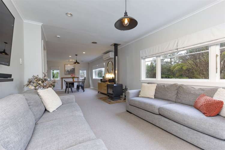 5 Grovelands Way Titirangi_13