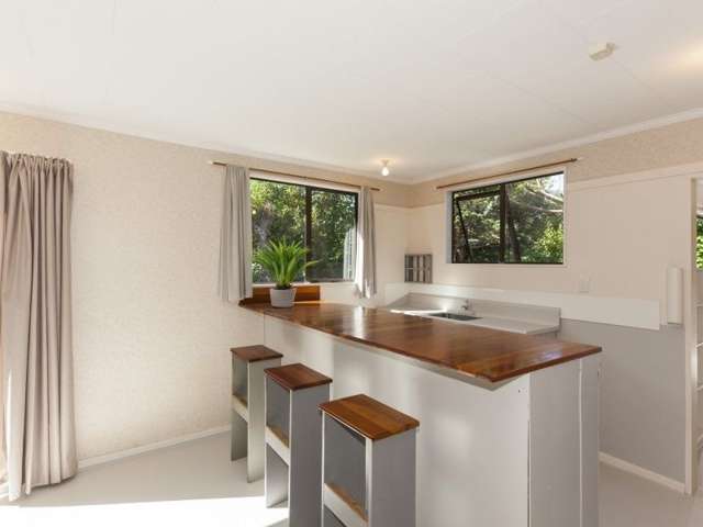 88 Wellington Road Paekakariki_3