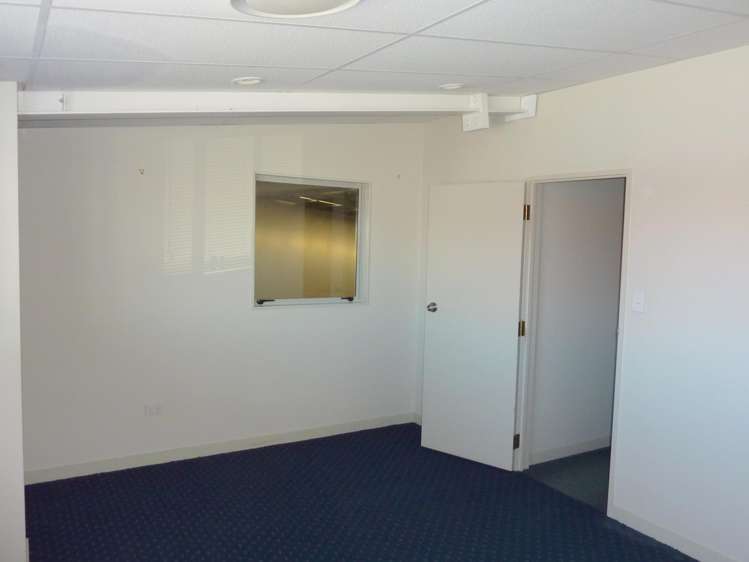 2 Stafford Street Feilding_28