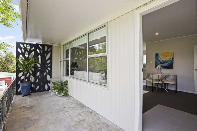 2/59 Newington Road Henderson_3