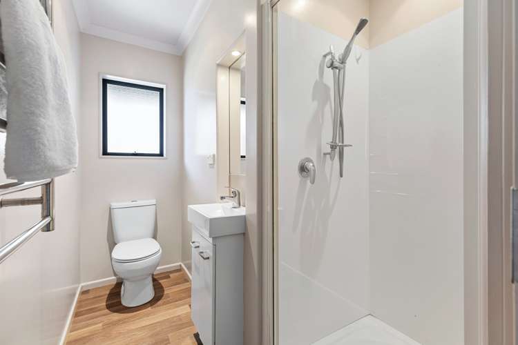 18 Ko Place Pyes Pa_24