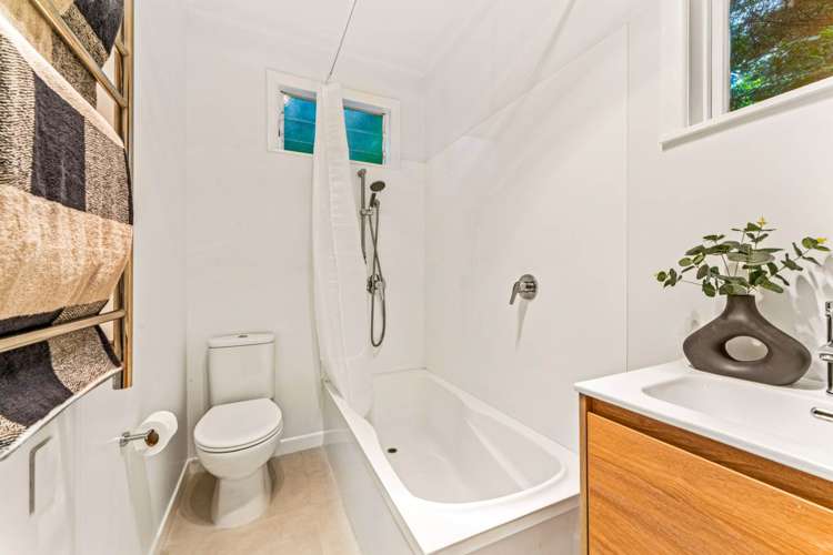 216 Onewa Road Birkenhead_17