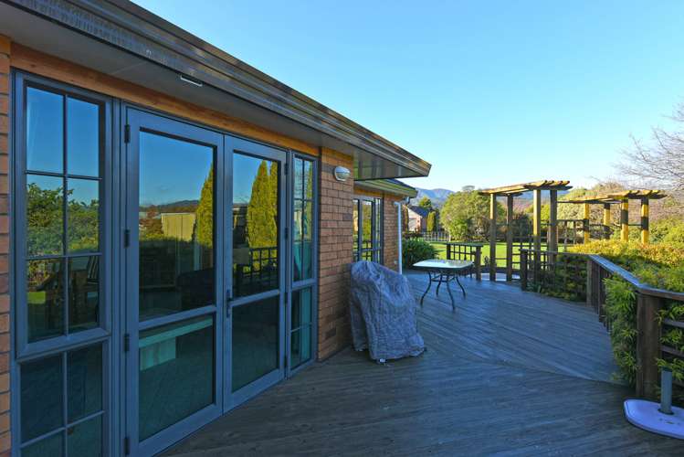 17 Malcolm Gillies Grove Totara Park_20