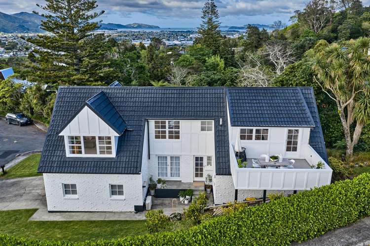 3 Corrondella Grove Belmont_27