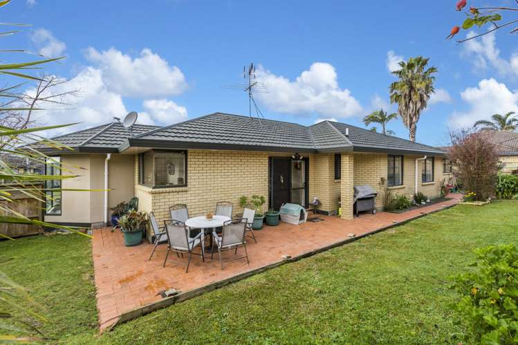 69 Lothian Brae Wattle Downs_15
