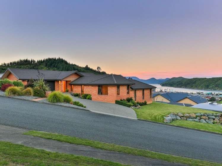 14 Harbour View Heights Picton_0