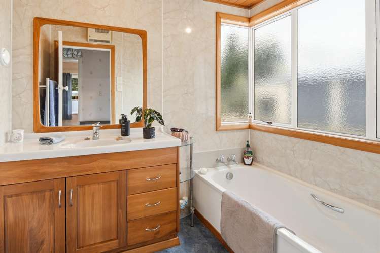3 Rose Street Havelock_17