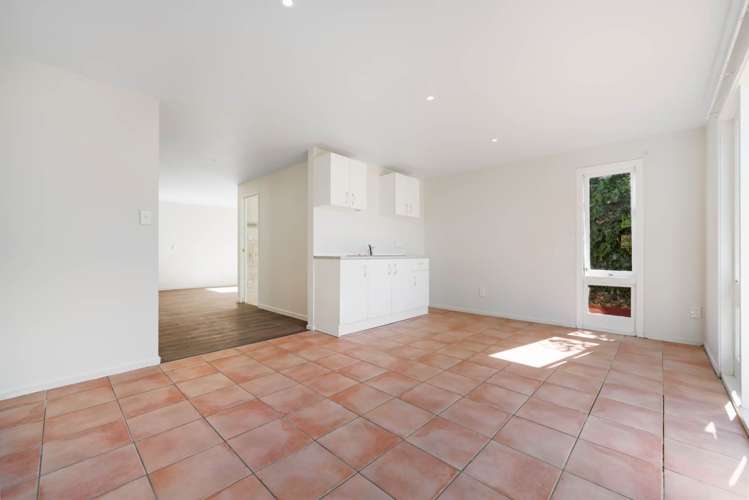 60 Ripon Crescent Meadowbank_14