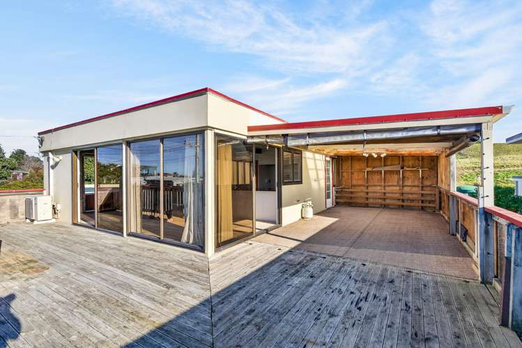 44 Pinedale Crescent Riversdale Beach_2