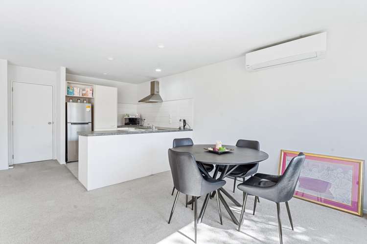 8/36 John Jennings Drive Oteha_3