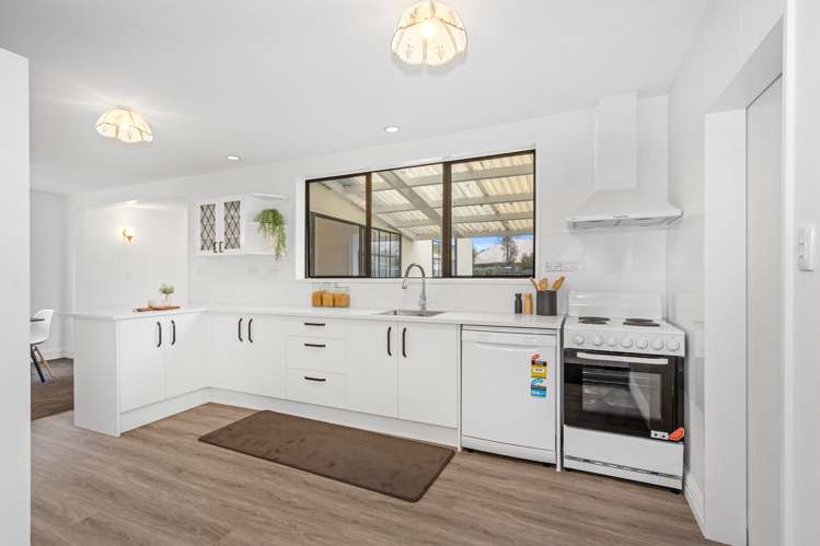 703 Worcester Street Linwood_1