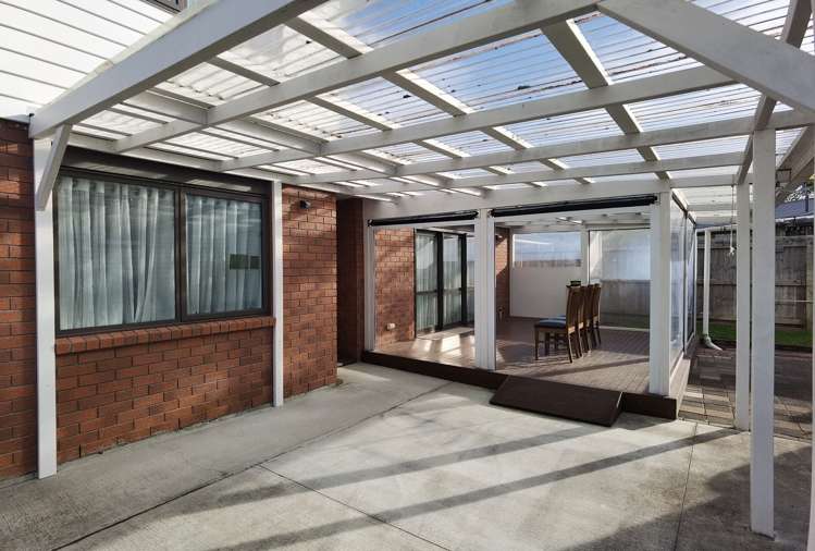 125 Riverpark Crescent Henderson_1