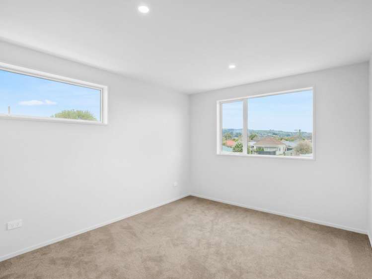 5/24 Dampier Street Woolston_6