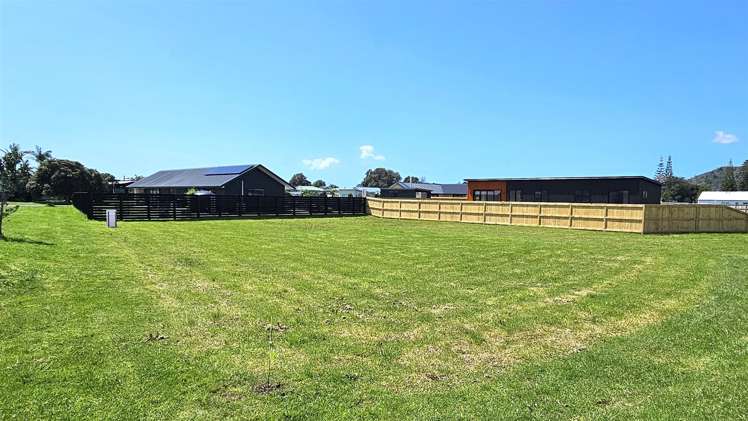 12 Riria Way Matarangi_3