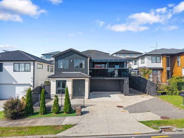 Spacious 6-Bedroom Home in Mission Heights Zone
