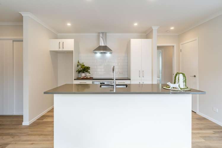 11A Hall Grove Ebdentown_7