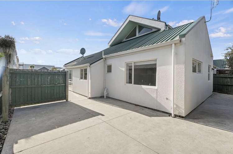 1/50 Division Street Riccarton_12