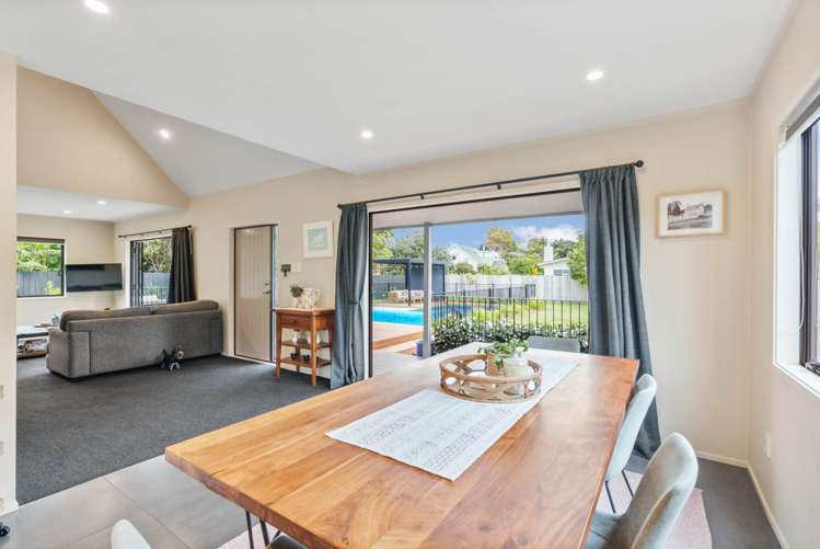 71 The Circle Manly_5