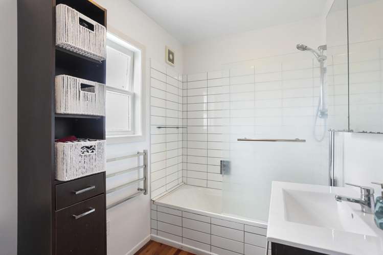 697 Te Atatu Road Te Atatu Peninsula_10