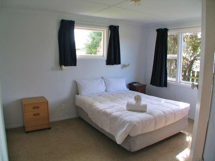 33 Moana Crescent Te Anau_10