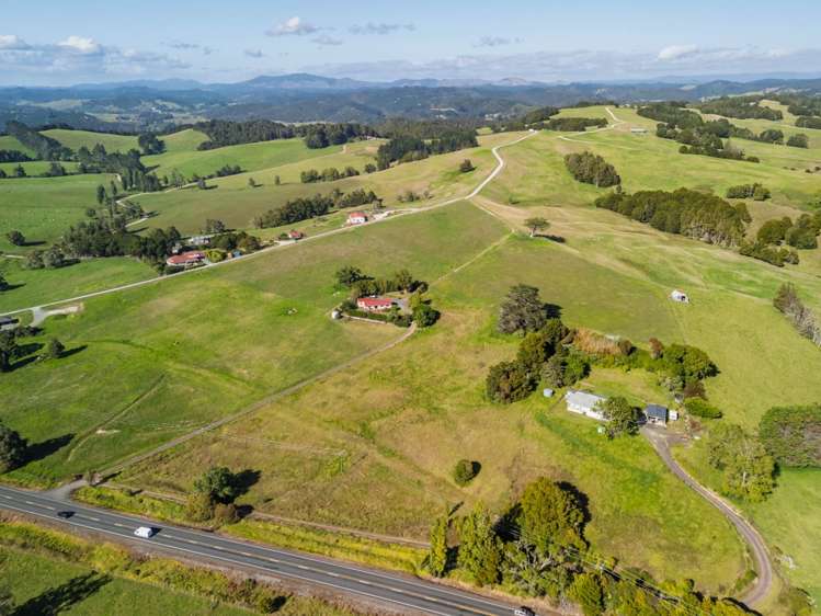 6377 State Highway 1 Pakaraka_22