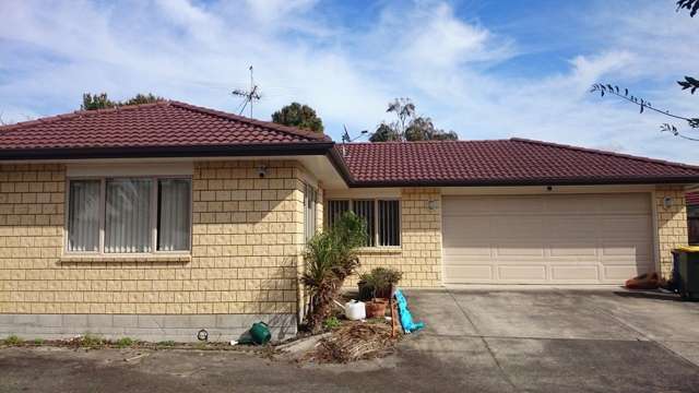 11a Grainger Road Te Atatu South_1