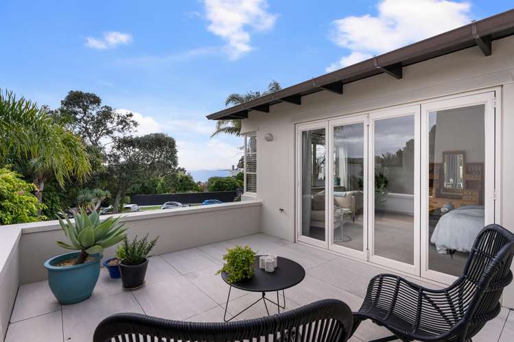 2/2 Clifton Road Takapuna_18