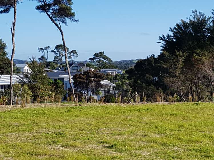 8 Sandpiper Lane Mangawhai Heads_9