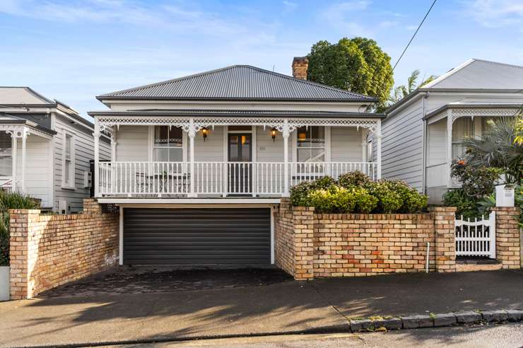 Fifty families inspected this home on Twin Parks Rise, in Papakura, Auckland. It ended up selling under the hammer for <img.25m - <img00,000 above CV. Photo / Supplied